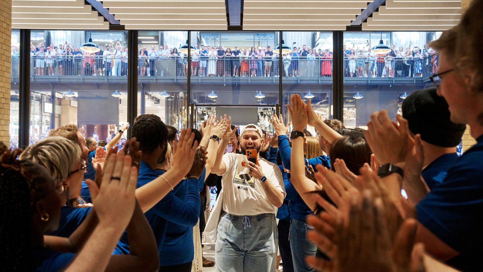 Apple Battersea, Apple’s newest store in London, welcomes customers at the historic Battersea Power Station.